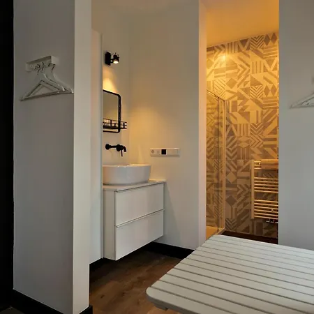 Stadsslaperij 4*