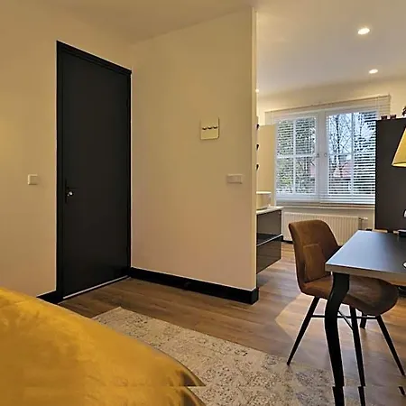 Stadsslaperij 4* Тилбург