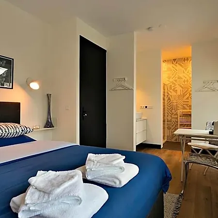 Stadsslaperij 4*