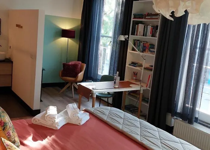 Stadsslaperij Bed & Breakfast 4*